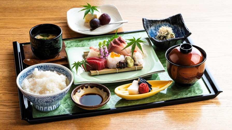 【選べる夜の贅沢御膳／朝食付】お造り御膳or国産牛ステーキ御膳